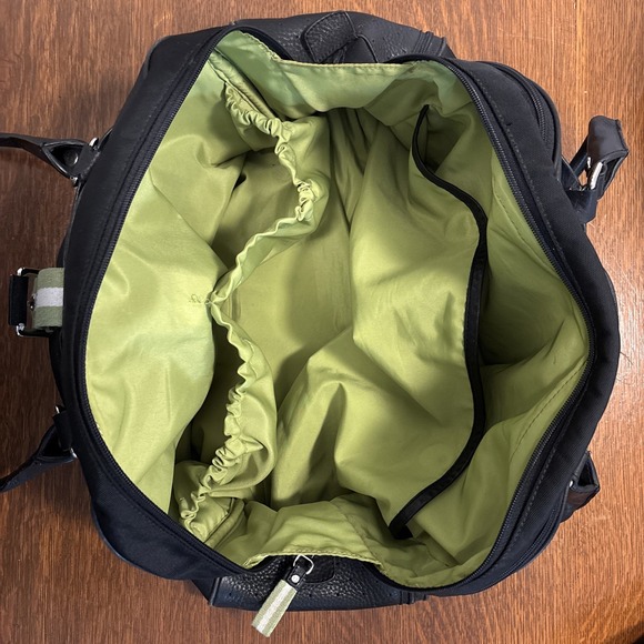 Vintage Cole Haan Black Leather Green White Strap Travel Overnight Gym‎ Bag - Picture 9 of 10